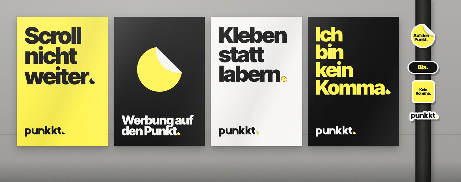 Plakatwand mit vier punkkt. Plakaten und Laterne mit Stickern
